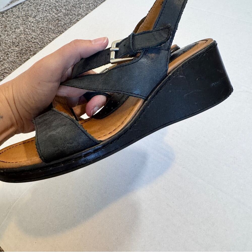 BOC Black Leather Strappy Wedge Sandals Womens 7 Comfort Shoes Beachy Summer - Picture 8 of 11